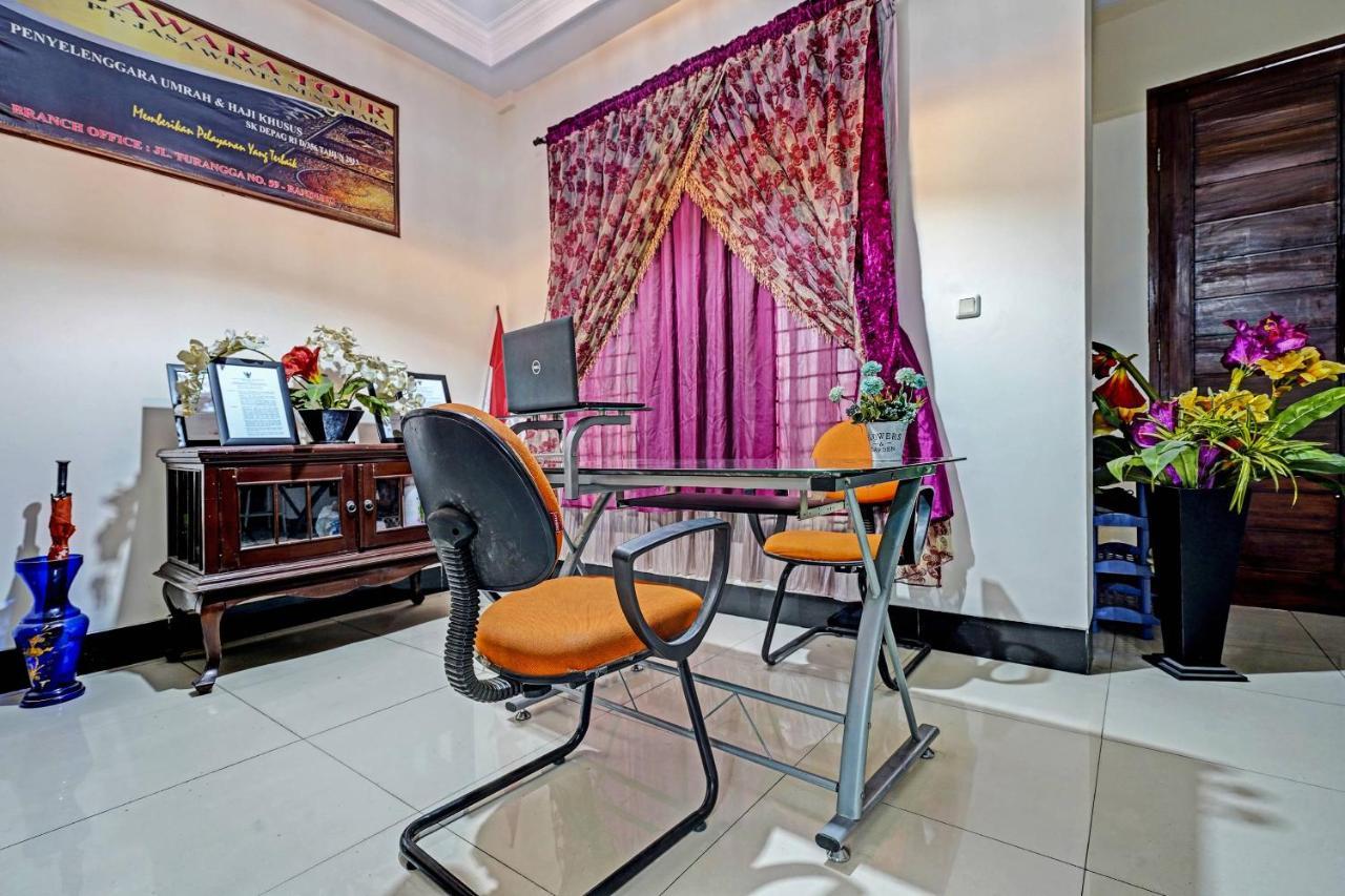 Hotel Spot On 91320 Elia Syariah Bandung