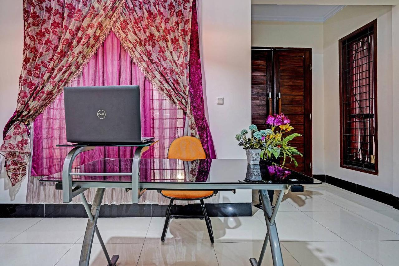 Spot On 91320 Elia Syariah Hotel Bandung