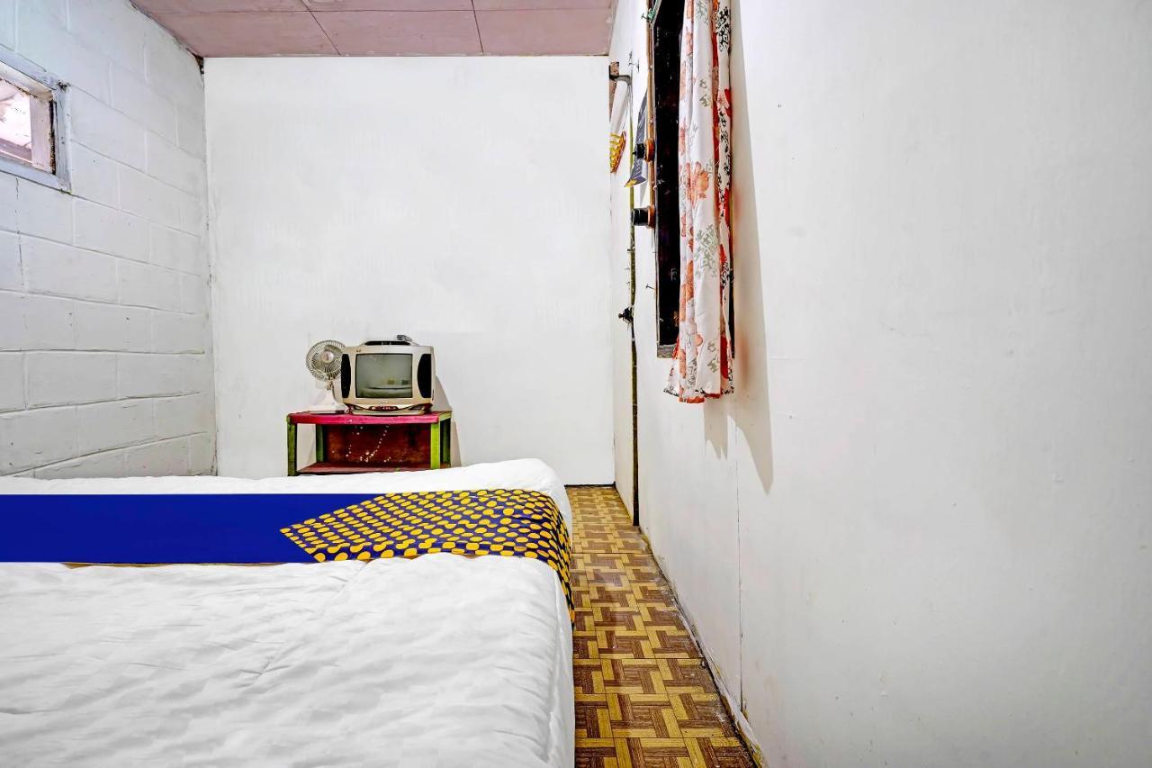 Spot On 91320 Elia Syariah Hotel