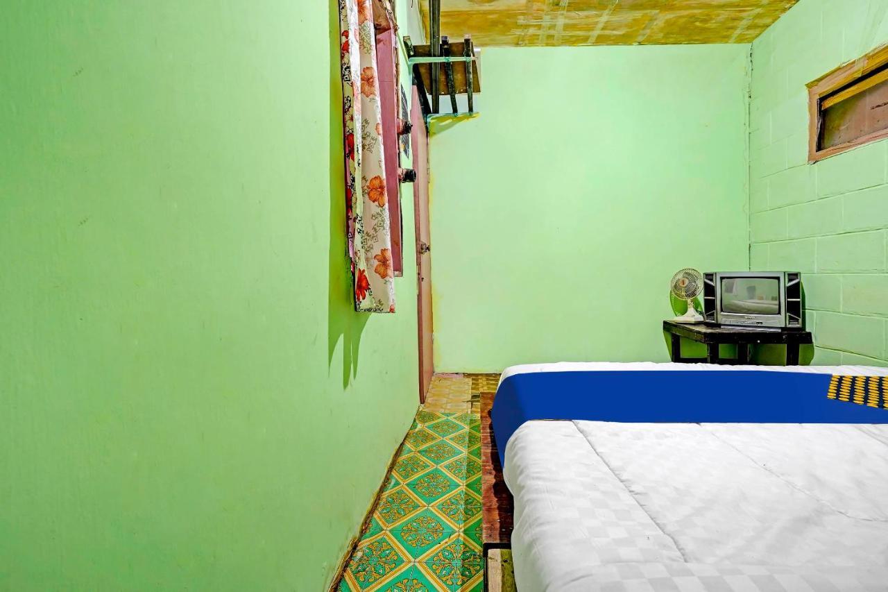 Spot On 91320 Elia Syariah Hotel 2*